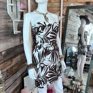 City Triangles Fern Print Pattern Strapless Dress with POCKETS!